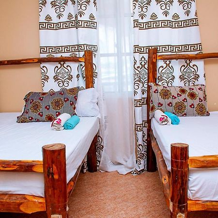 Palm Nungwi Bed & Breakfast エクステリア 写真