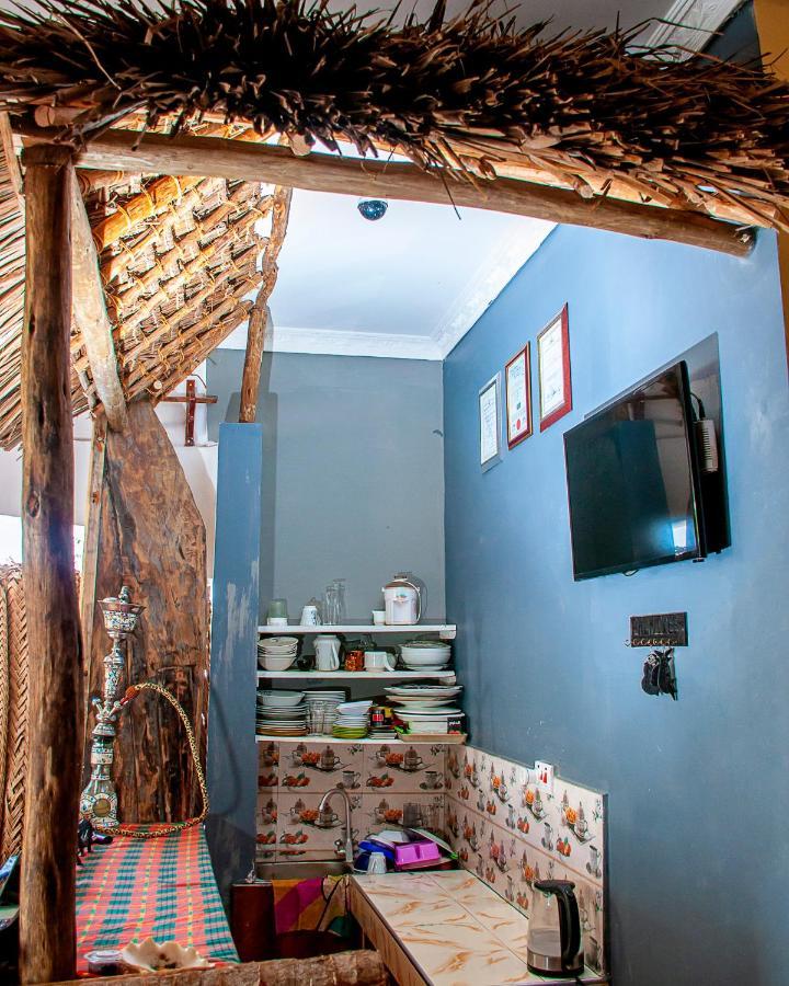 Palm Nungwi Bed & Breakfast エクステリア 写真