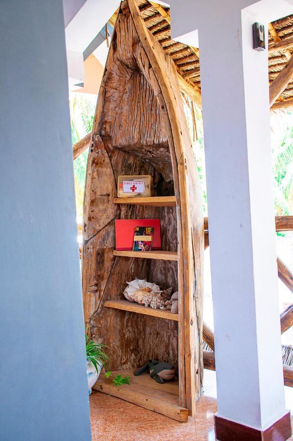Palm Nungwi Bed & Breakfast エクステリア 写真
