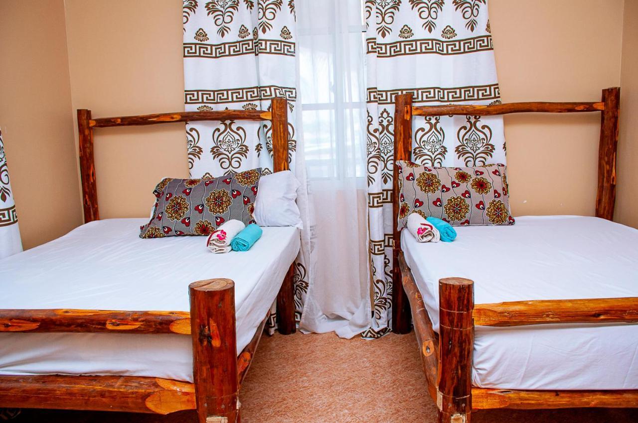 Palm Nungwi Bed & Breakfast エクステリア 写真